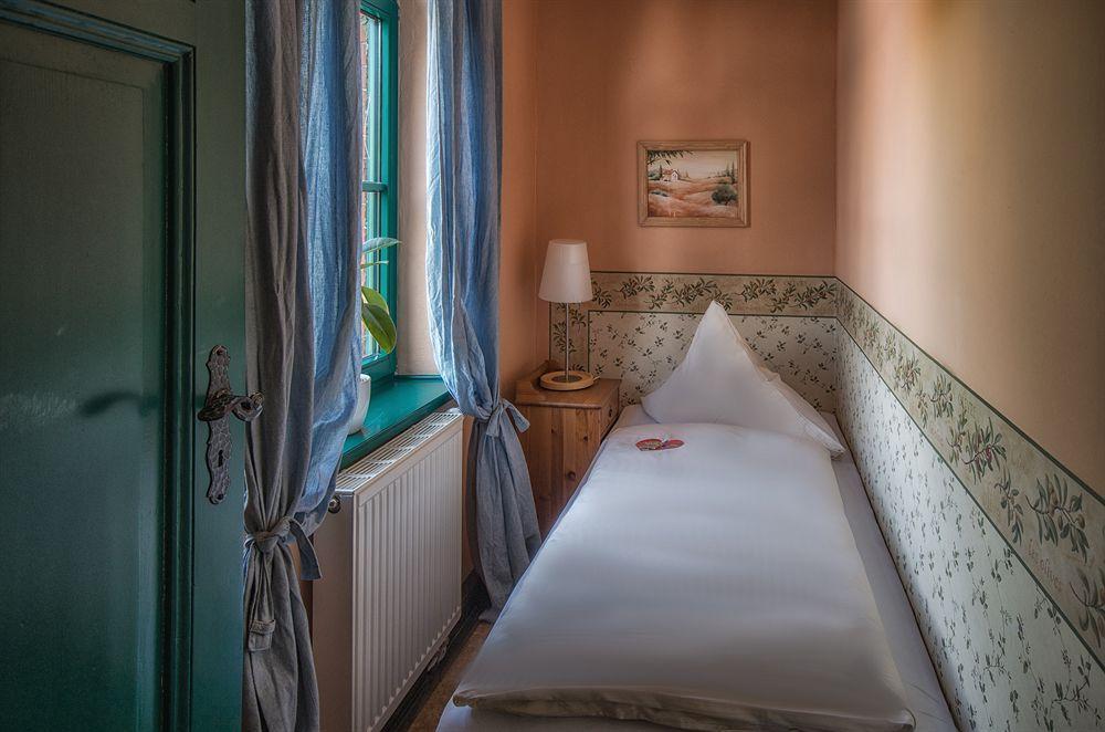 Hotel zur Henne Naumburg  Exterior foto